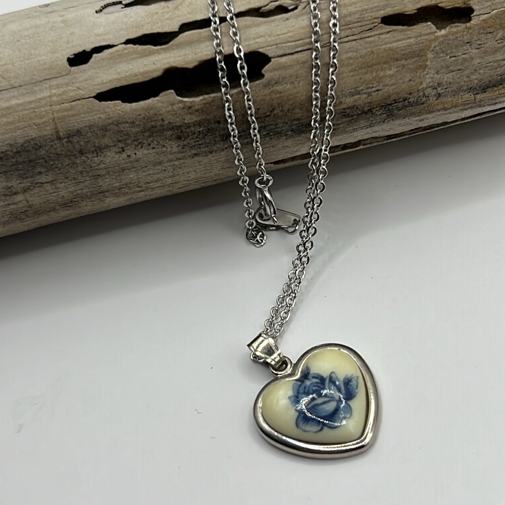 Vintage Blue Rose Silver Necklace.
